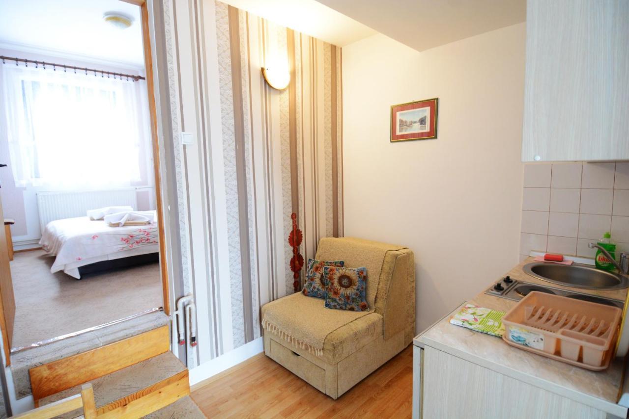 Apartment Jeca *